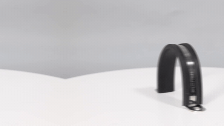 Rubber-Lined Grip for Stable, Quiet Support